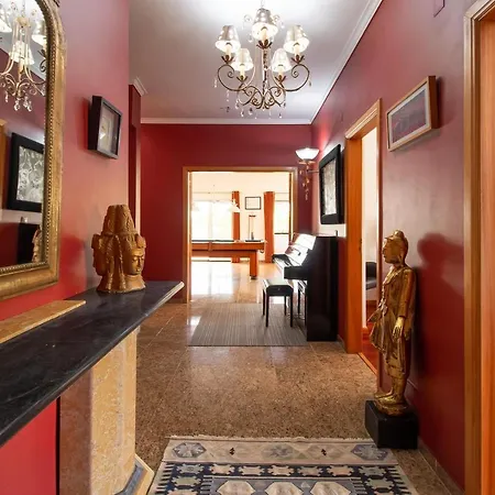 Aroeira Sleeps 10 With Pool * Aroeira (Setubal)